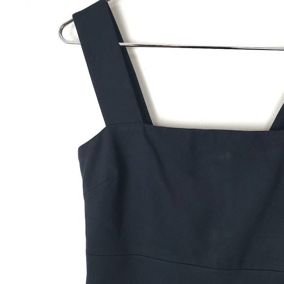 NWT BANANA REPUBLIC Millie Collection Navy Fit & Flare Dress Size: 4 Petite - Picture 3 of 6